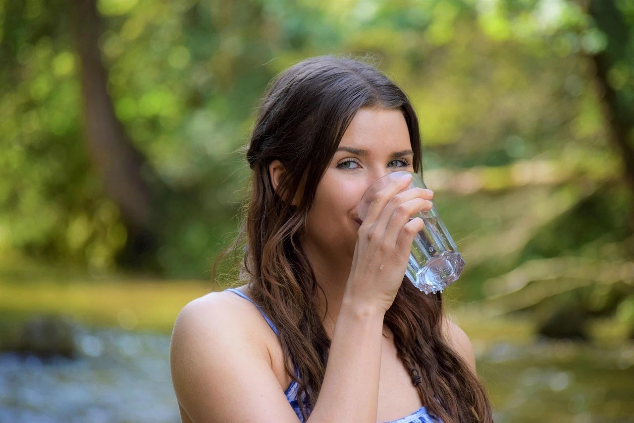 Minum Air Putih Segera Setelah Bangun